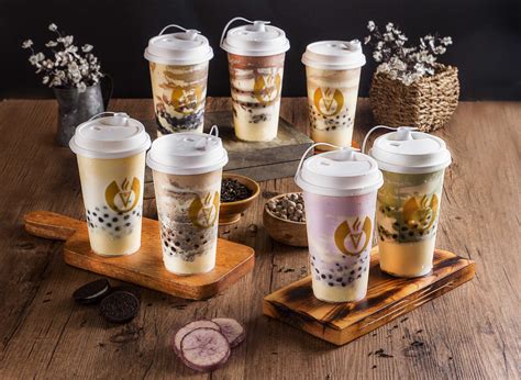 Via Milk Tea Cafe .